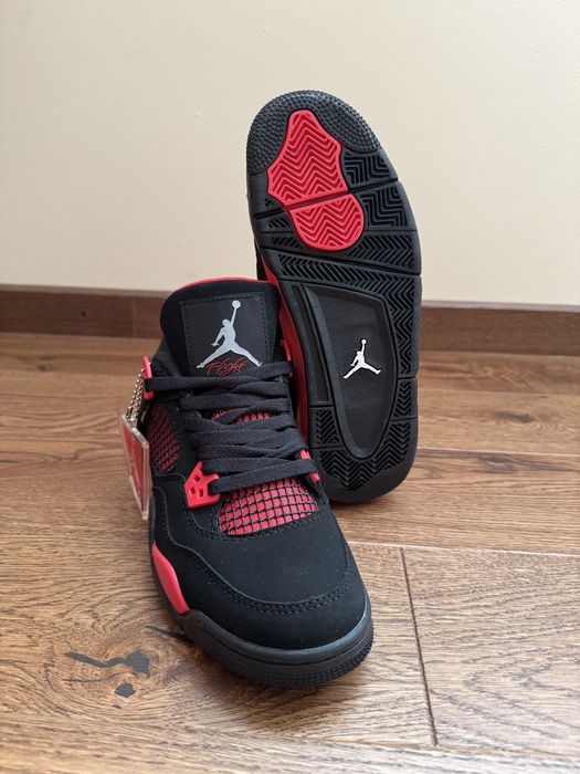 Jordan 4 Red Thunder 38