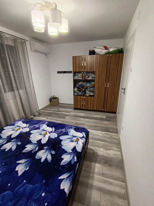 Apartament 3 camere etaj 1 girocului