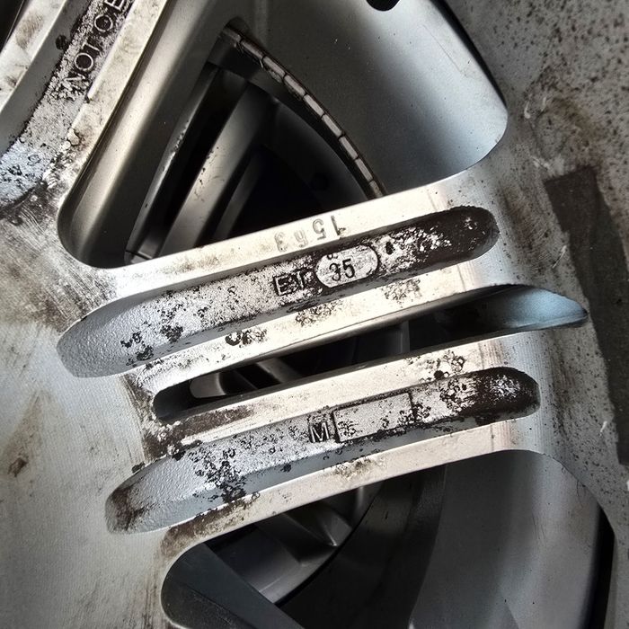 JANTE AUDI PE 18 Cu anvelope 235/55/18 M+S CONTINENTAL