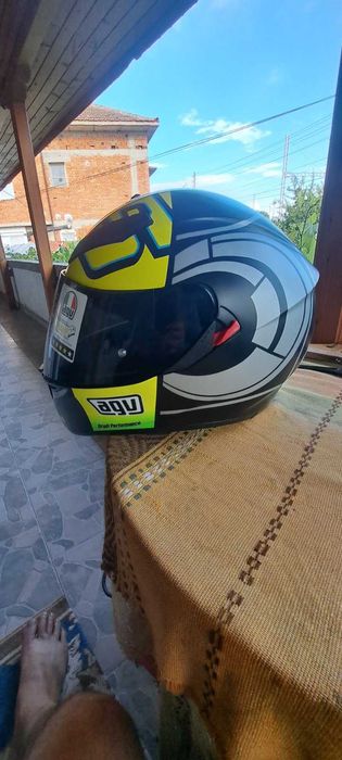 AGV мото каска чисто нова