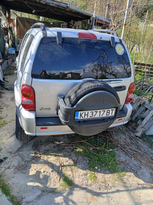 Продавам джип чероки