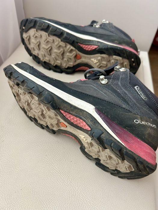 Непромокаеми туристически обувки Quechua