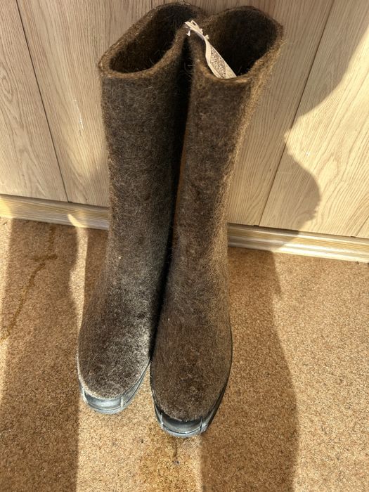 Продам валенки новые