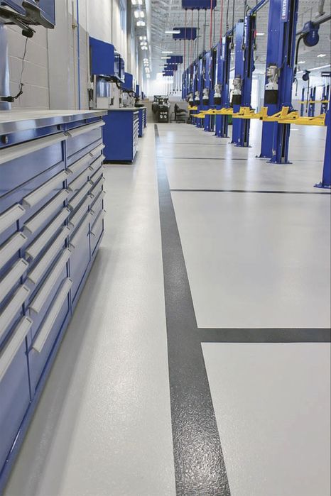 Эпоксидный полиуретановый наливной пол для промышленных объектов