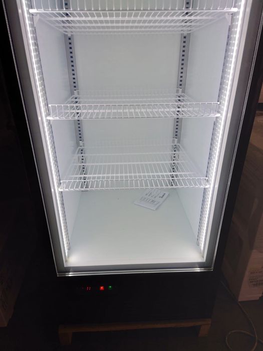 Vitrină congelare cu o ușă ND75 / Volum mare / Profesională / NOu