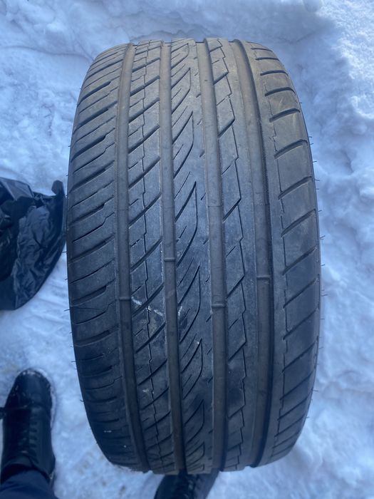 Пара летних шин