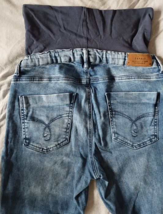 Гащеризони, дънки и блузи за бременни