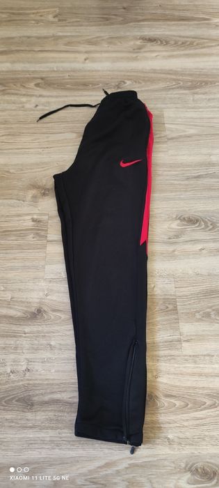 Nike долнище на Атлетико Мадрит