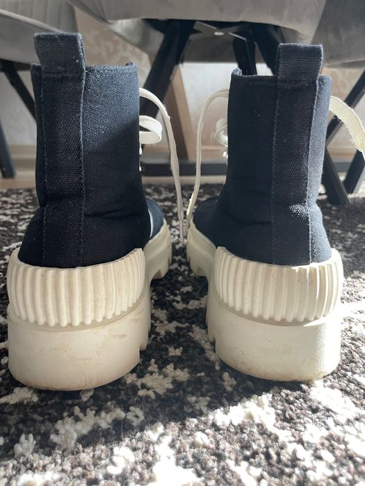 Обувки много запазени. Различни модели