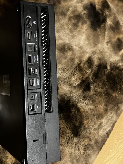 VÂND XBOX ONE cu tot cu televizor la preferinta