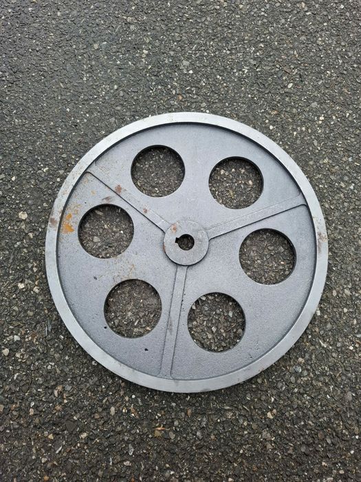 Fulie din fontă de 40 cm