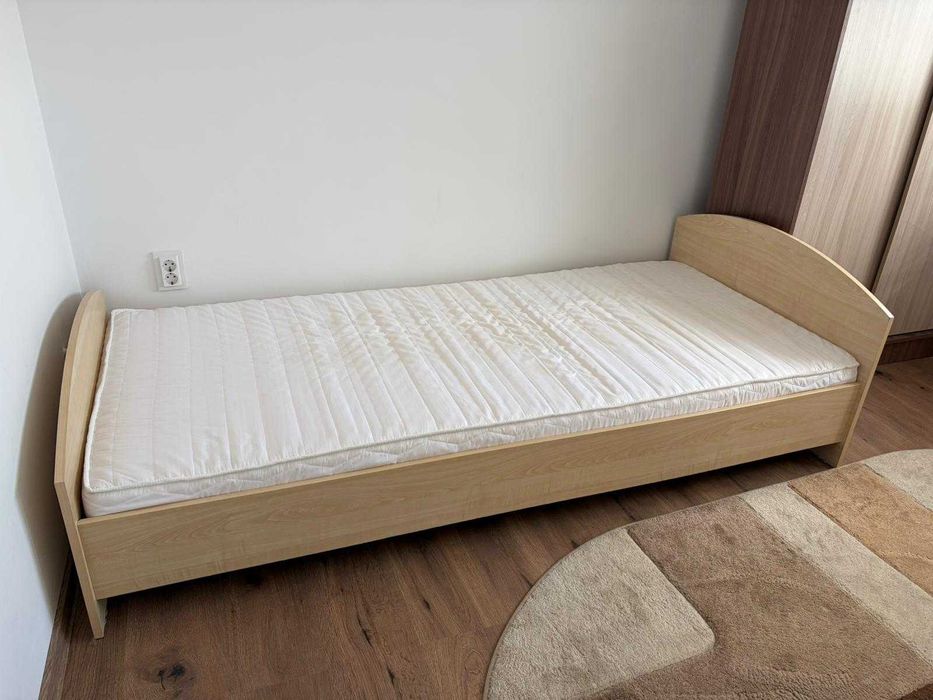 Vand PAT cu SALTEA si somiera