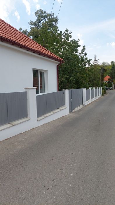 Casa Premium la cheie, singur în curte, 3 dormitoare, living + bucatarie, 2 bai