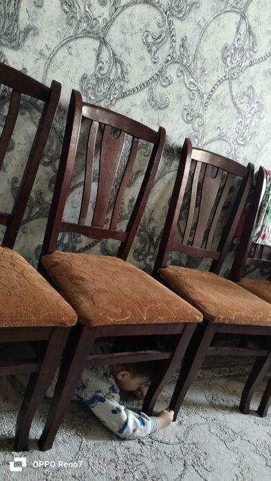 Stul sotiladi yaxshi holatda