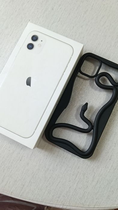 Продам iPhone 11 в отличном состоянии