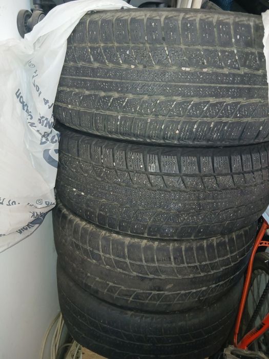 Шины 215/55/17 для авто зимние
