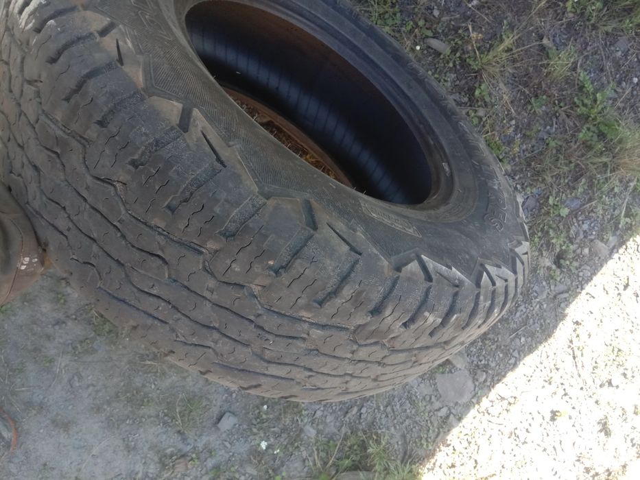 Резина на 16 стояла на УАЗ патриот