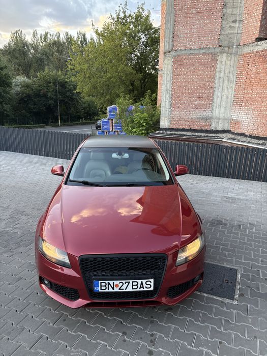 Audi A4 B8 1.8 TFSI 160 CP | Manuală | Piele | Încălzire scaune|