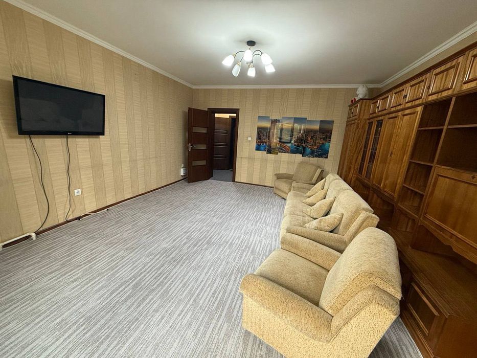 Chilonzor metro oqtepa lavash yonida