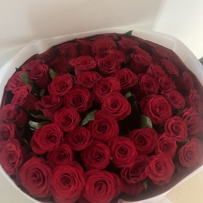 Продаются 51 роза