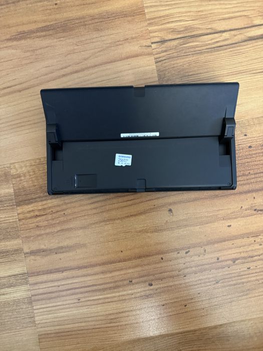 Nintendo Switch OLED белый + FIFA 23 + Mortal Kombat 11