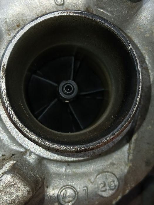 Turbina Turbo 1.9 TDI BLS 105 cp DPF Passat B6 Golf 5 6 Touran Skoda