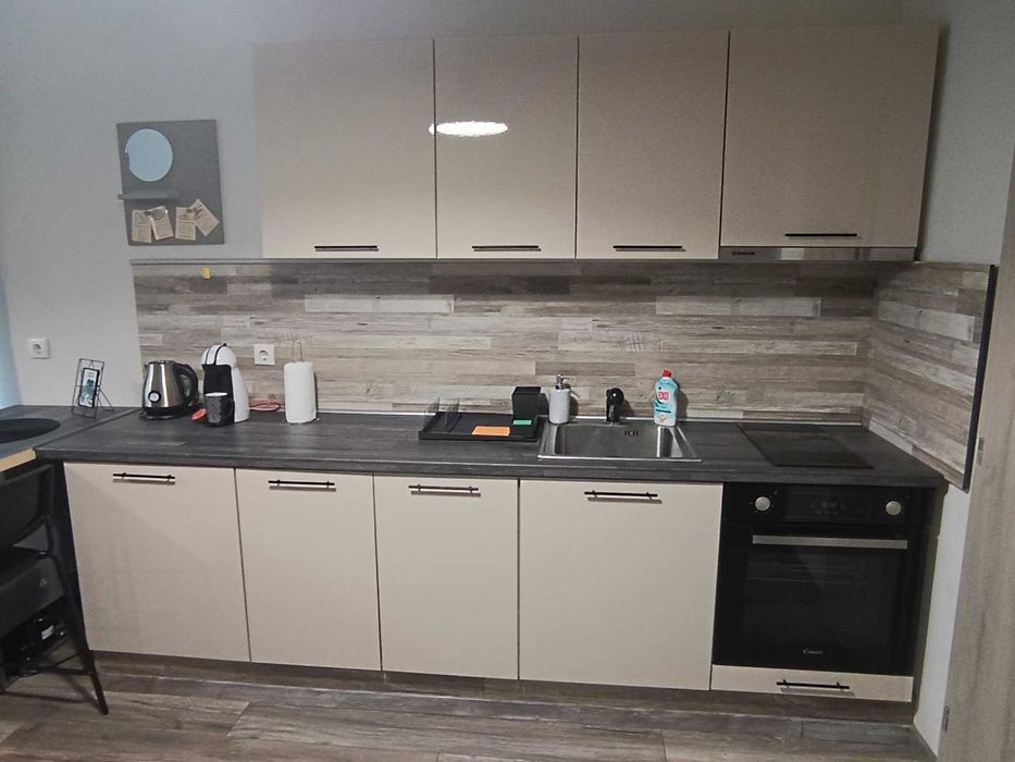 Дава се под наем Двустаен апартамент в Варна, Център - 55 кв.м за 408 € - Снимка #3