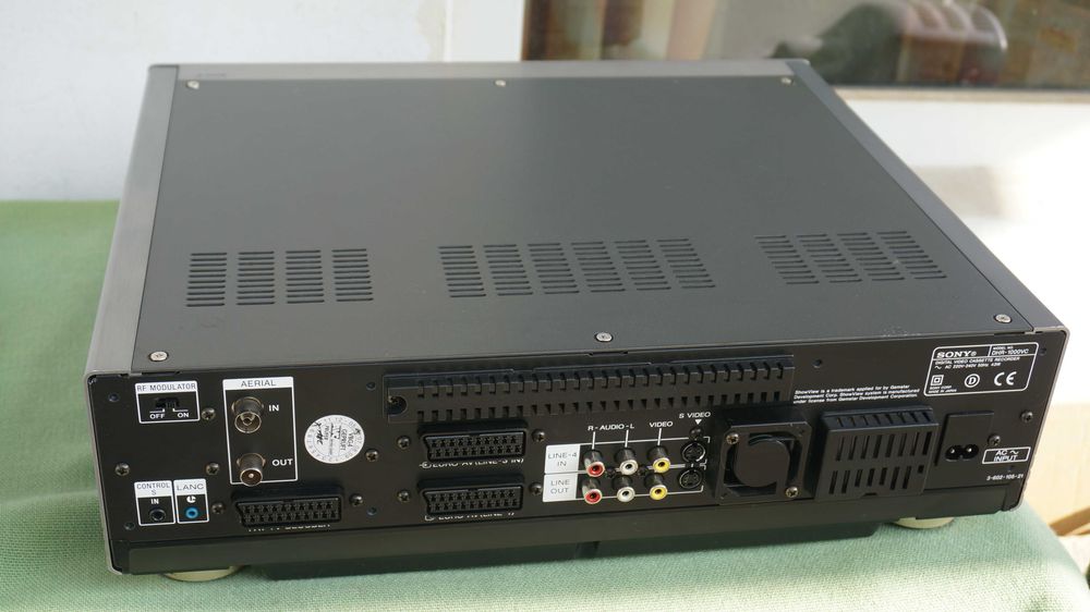Video recorder digital MiniDv SONY DHR-1000 DEFECT