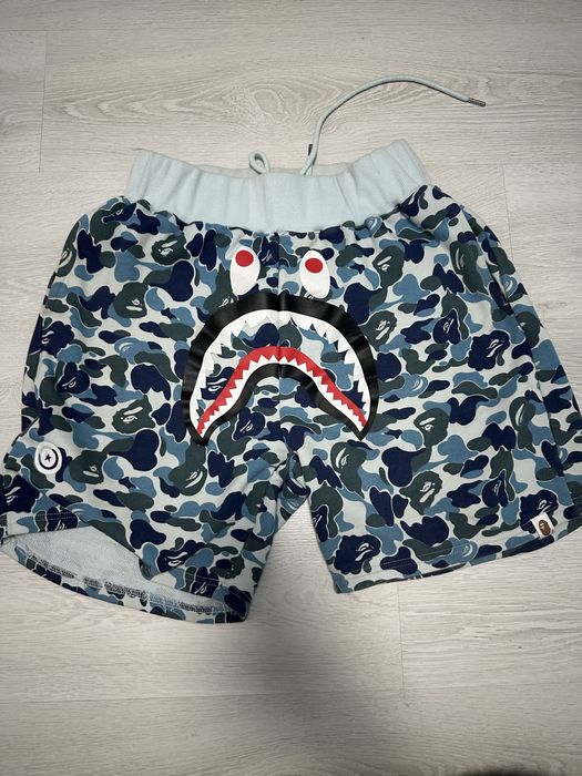Pantaloni bape albastri