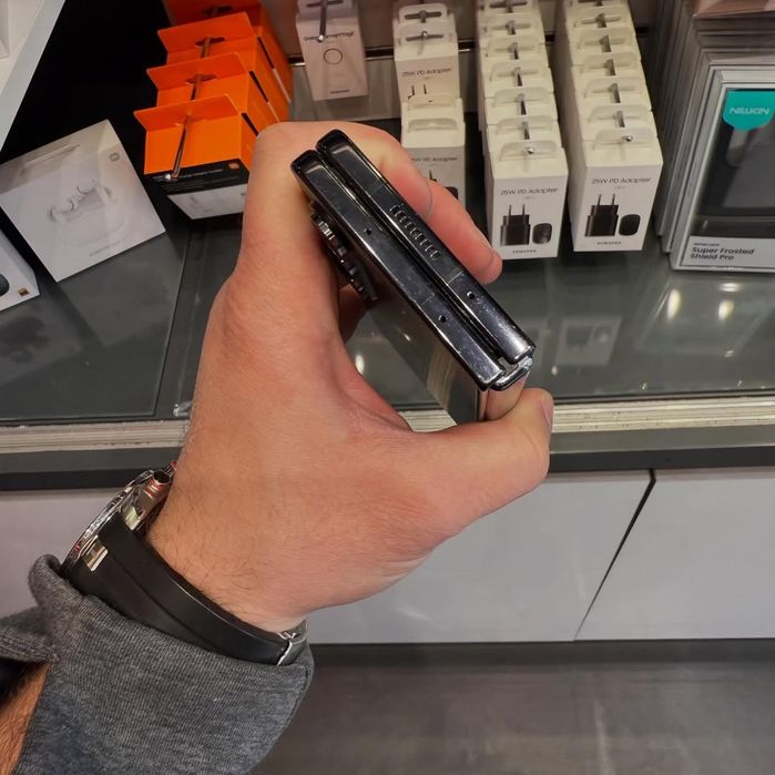 Samsung z Fold 5 12/512Gb