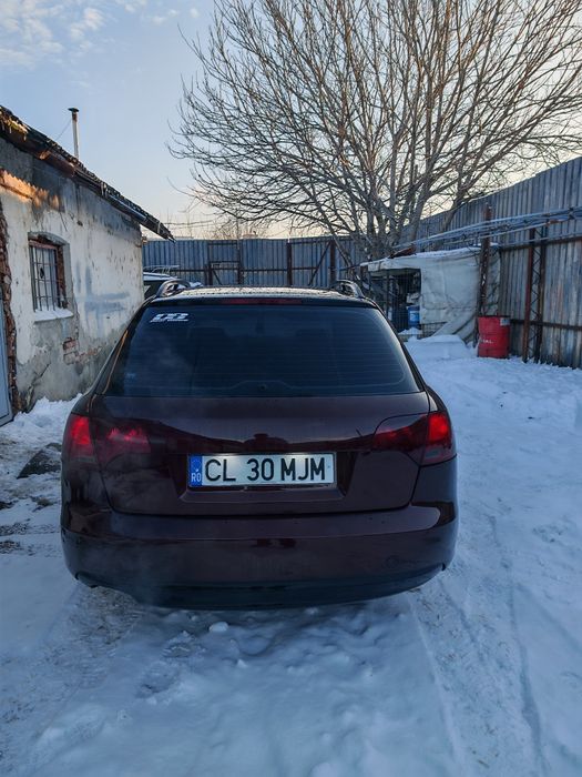 Se vinde  A4 B7 ! Este deosebită nu mai este lf ca aceasta!