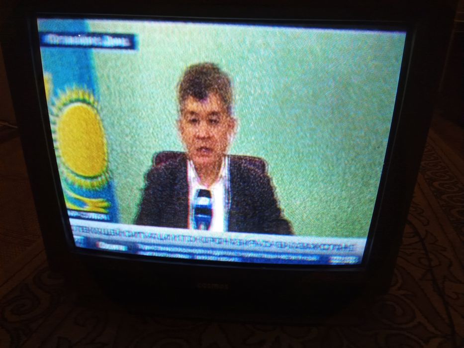 Продам телевизор cosmos