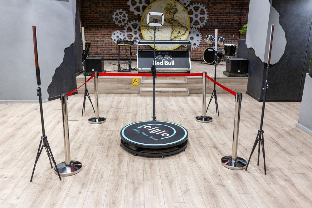 Platforma 360 individuala - 4-5 persoane/300 Kg- Stare excelentă!