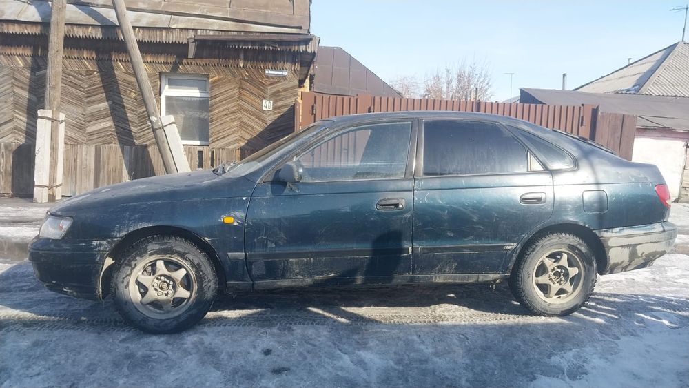 Продам машину   .