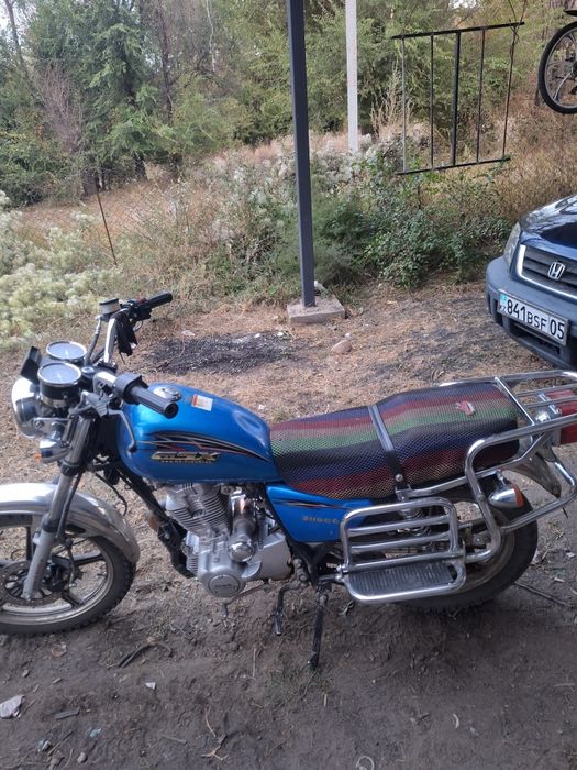 Suzuki gsx 200cc