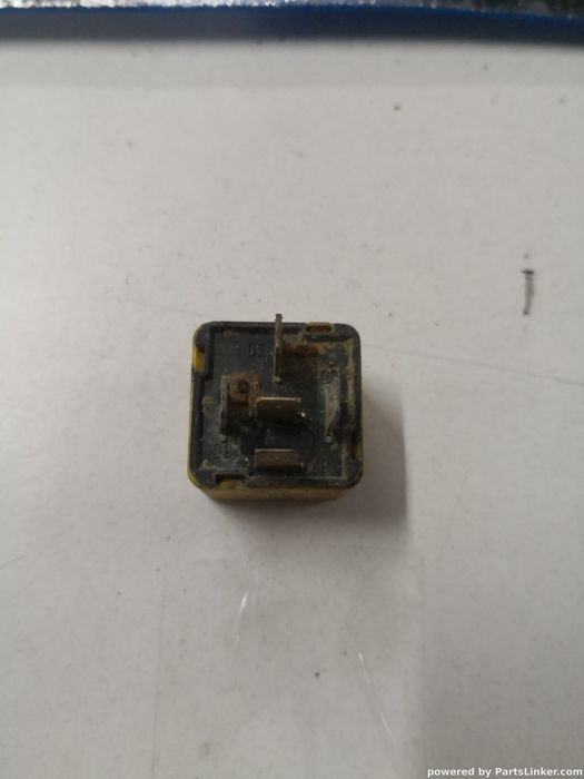 Releu Mitsubishi Pajero Ii (V3_W, V2_W, V4_W) [ 1990 - 2001 ] Oem A727