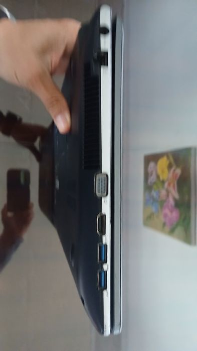 Laptop Samsung Series 3 NP350V5C | Intel i7 Quad-Core | Placă video dedicată 2GB