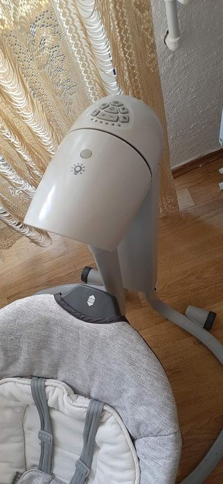 Vand sau schimb  leagan/balansuar copil Joie 2in1 mici urme .