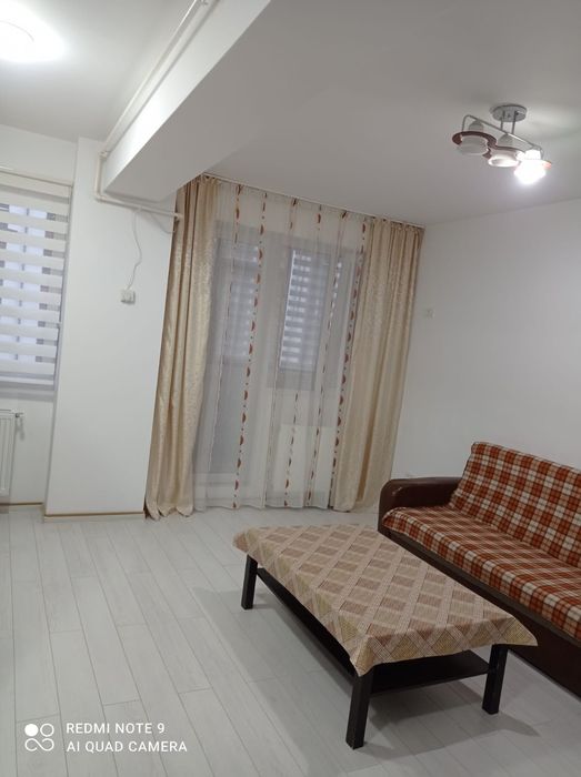 Vând apartament cu doua camere