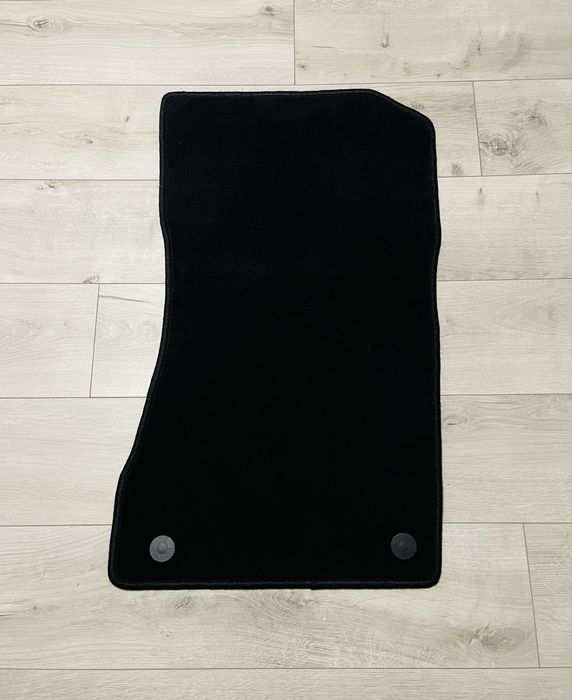 Оригинални платови стелки за Mercedes CLS 2012 г