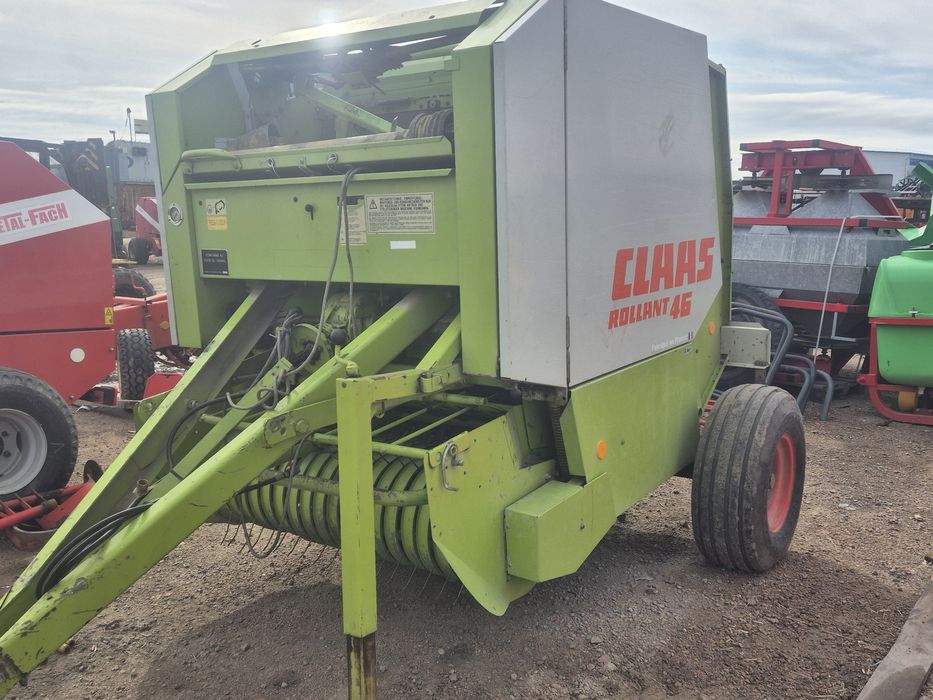 Пресс подборщик рулонный Claas Rollant