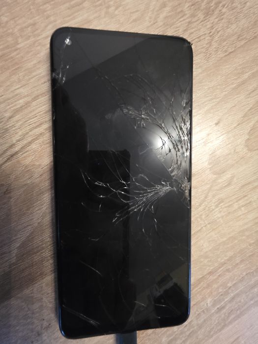 Realme 8 за части