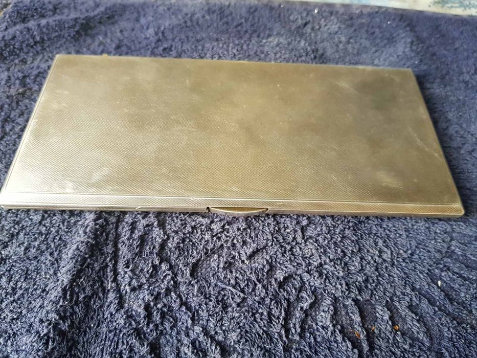 Масивна сребърна табакера