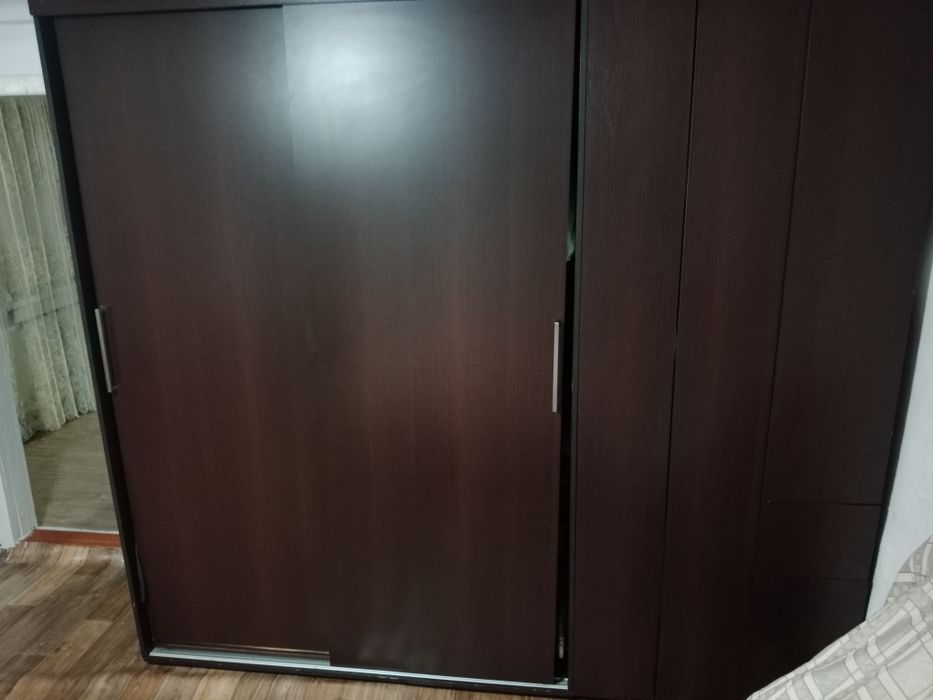 Шкаф купе+ шкаф продам