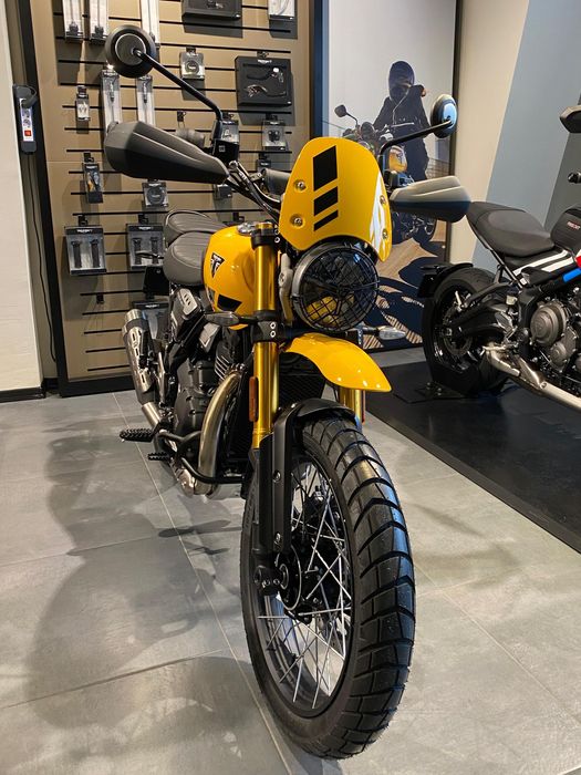 Motocicletă Triumph Scrambler 400 XC 2025 | Rate | Leasing