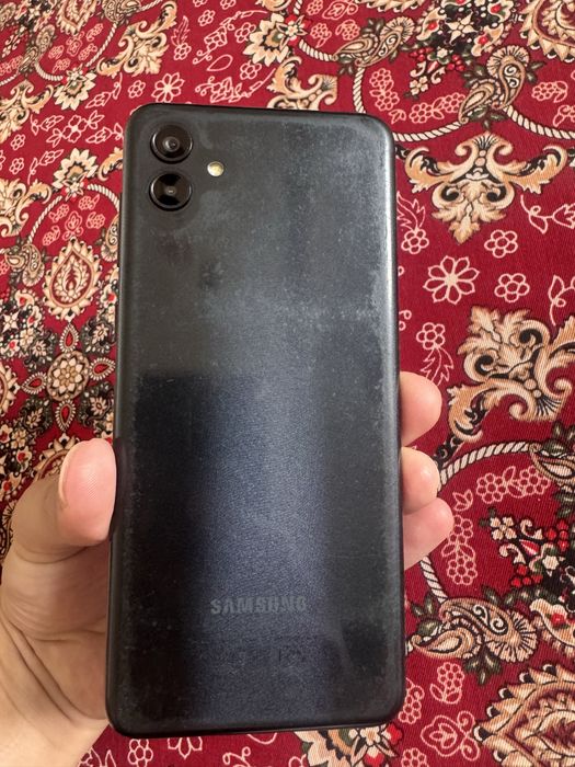 samsung 32 GB xolat yaxshi