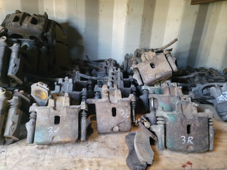 Суппорта Паджеро 3