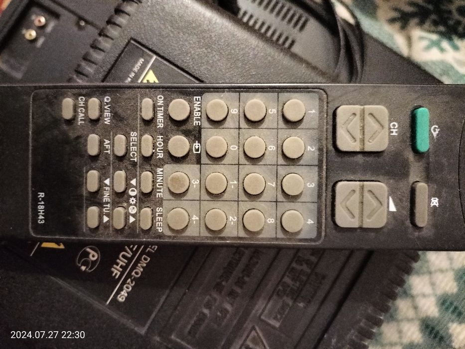 Телевизор  Dewoo DMQ-2049 б/у