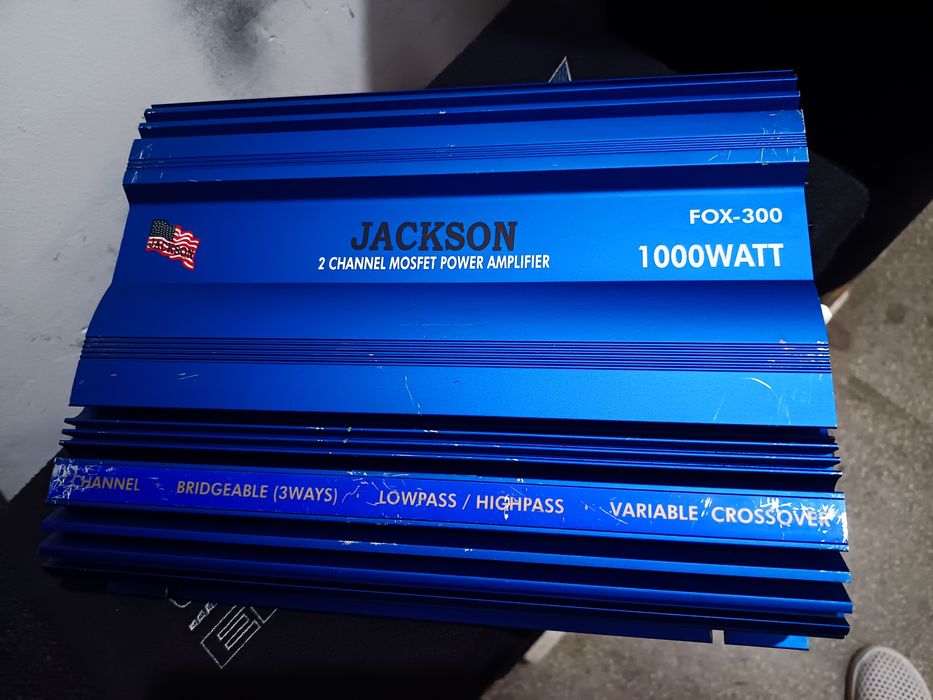 Statie Jackson 1000 vati mono amplificator subwoofer audio bass masina