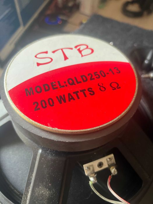 Мощни Тонколони: Ръчна изработка 200W (STB) и Мониторни колони Викиват